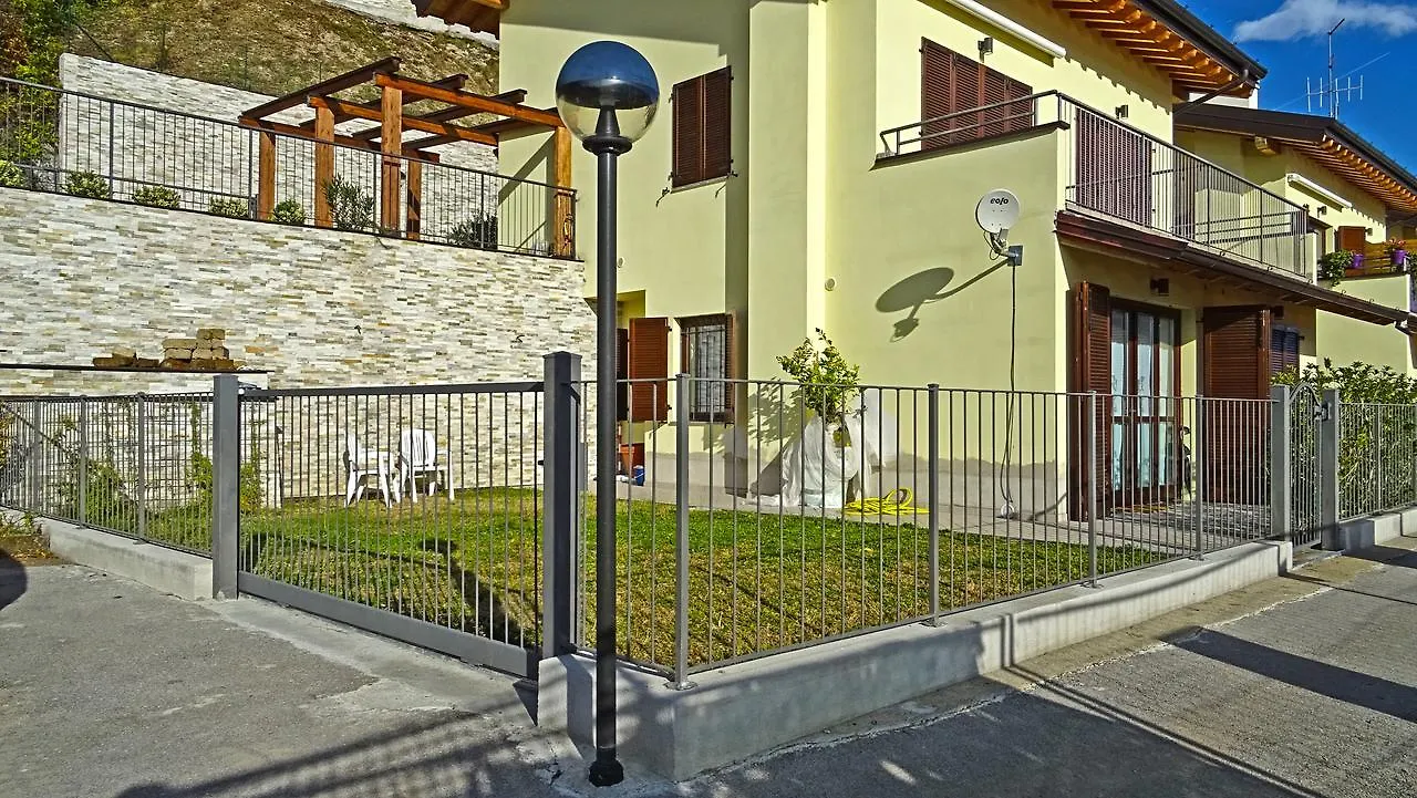 La Quiete17 Fenced Garden Apartment By Gardadomusmea Tremosine